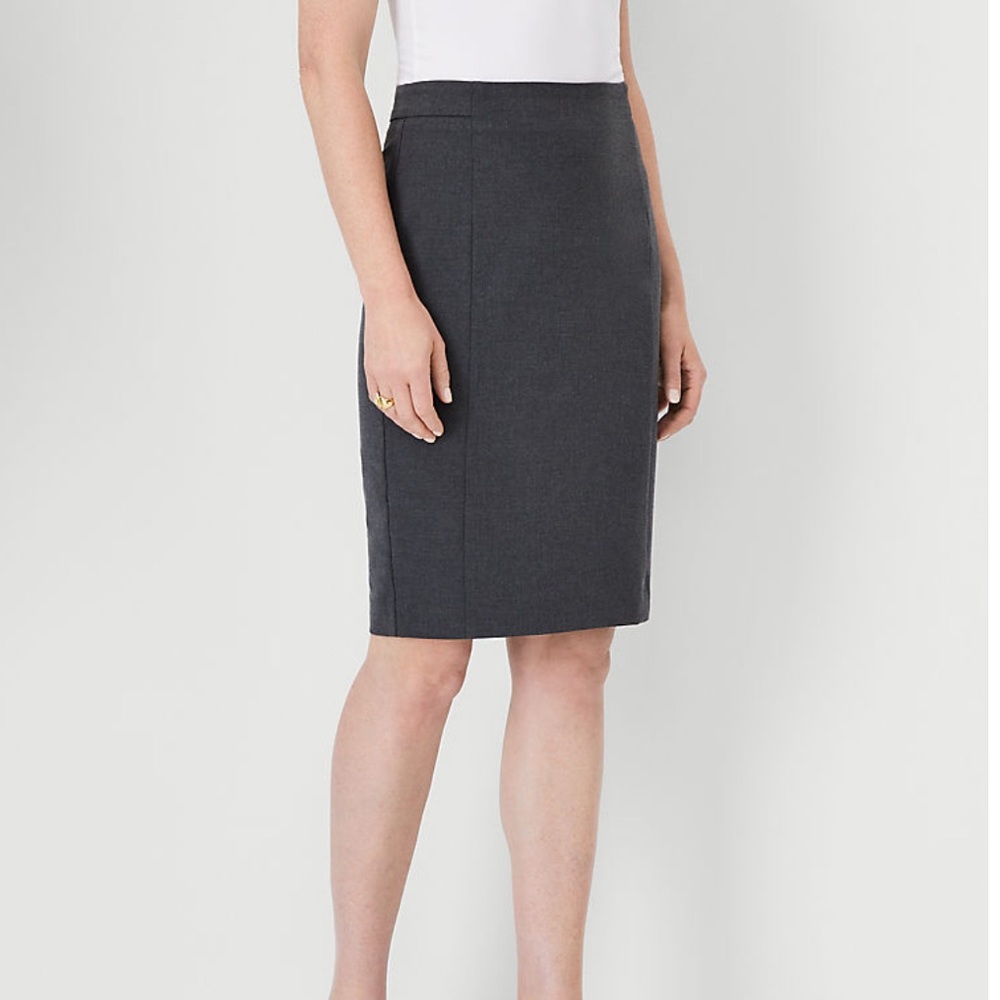 Ann Taylor Suit Skirt Size 0